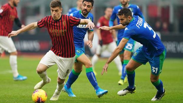  意甲焦点战上演进球大战，榜首争夺进入白热化阶段  