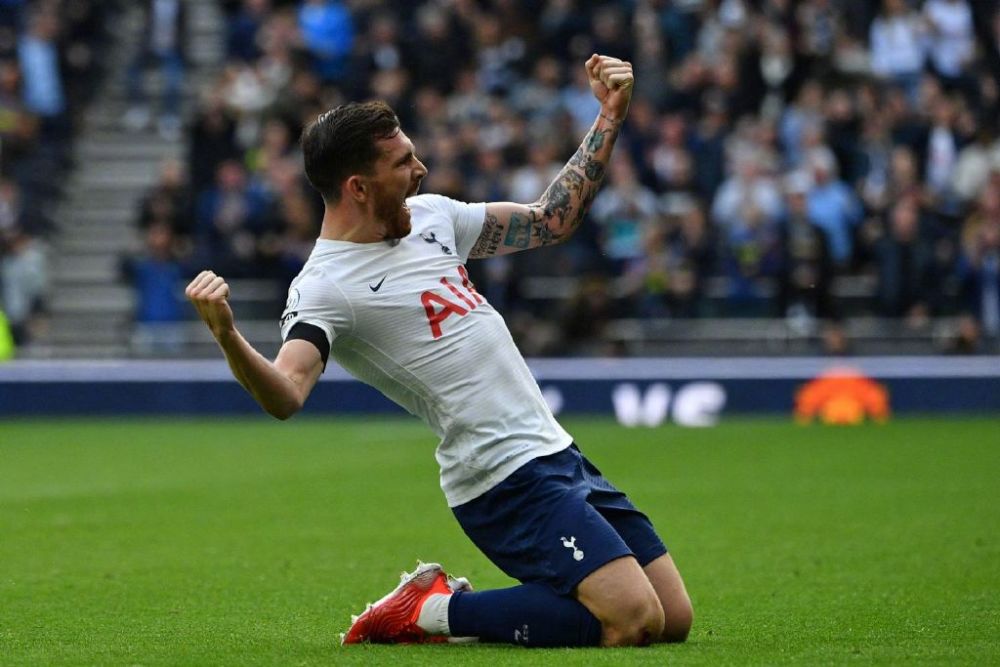  沃特金斯读秒绝杀维拉惊险战胜布伦特福德